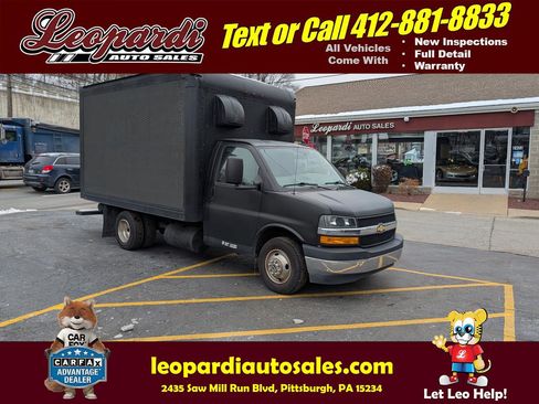 Used 2019 Chevrolet Express 3500 w/ Power Convenience Package image 1