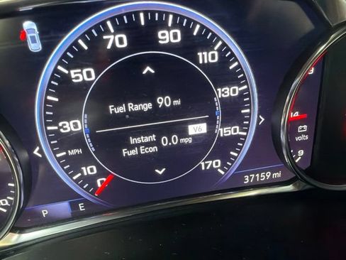 Used 2023 Chevrolet Blazer Premier w/ Enhanced Convenience Package FWD image 4