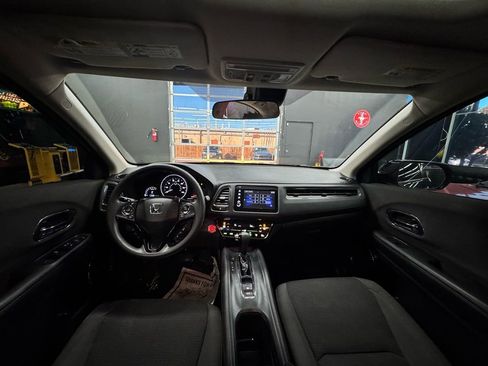 Used 2022 Honda HR-V EX image 32
