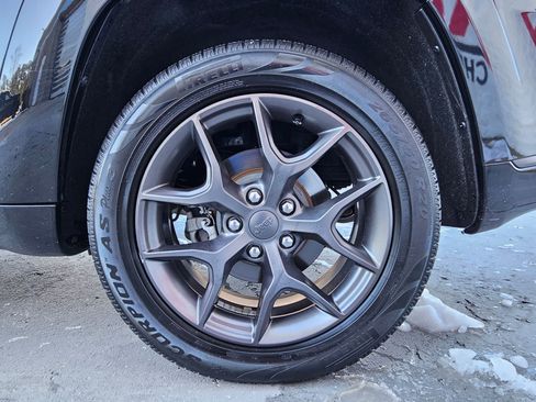 Used 2020 Jeep Grand Cherokee Limited X image 28