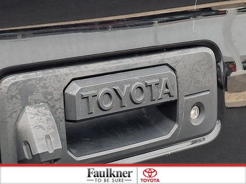 Certified 2023 Toyota Tacoma SR5 AWD/4WD image 29
