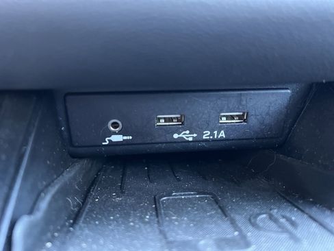 Used 2022 Subaru Outback Wilderness w/ Wilderness Package image 23