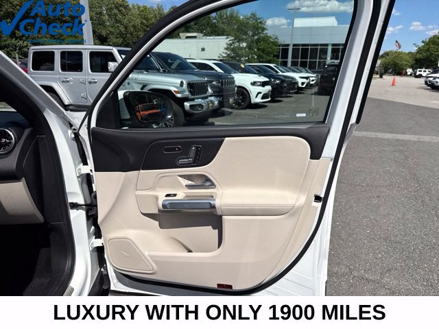 Used 2026 Mercedes-Benz GLB 250 4MATIC image 35