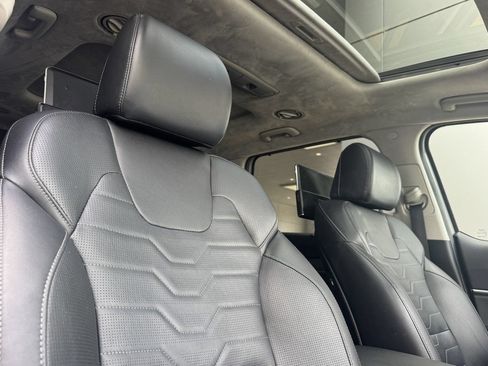 Used 2022 Kia Telluride SX w/ SX Prestige Package AWD/4WD image 21