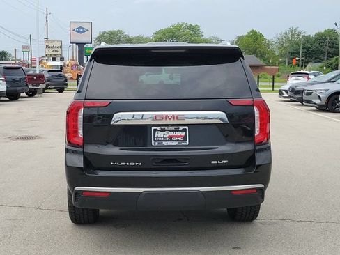 Used 2024 GMC Yukon XL SLT w/ SLT Luxury Package AWD/4WD image 5