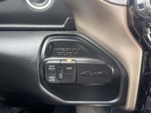 Used 2020 RAM 2500 Laramie image 37