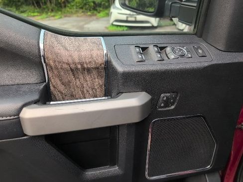 Used 2019 Ford F250 Lariat w/ Lariat Value Package AWD/4WD image 20