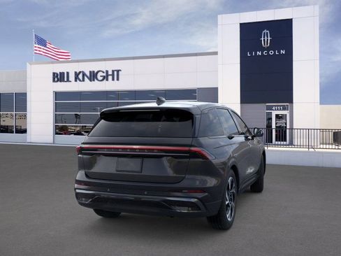 New 2025 Lincoln Nautilus Premier w/ Jet Appearance Package image 8