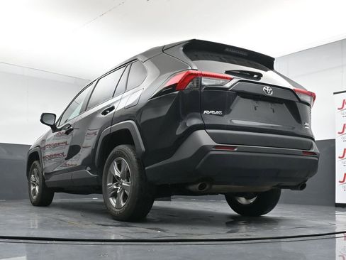 Used 2024 Toyota RAV4 XLE AWD/4WD image 21