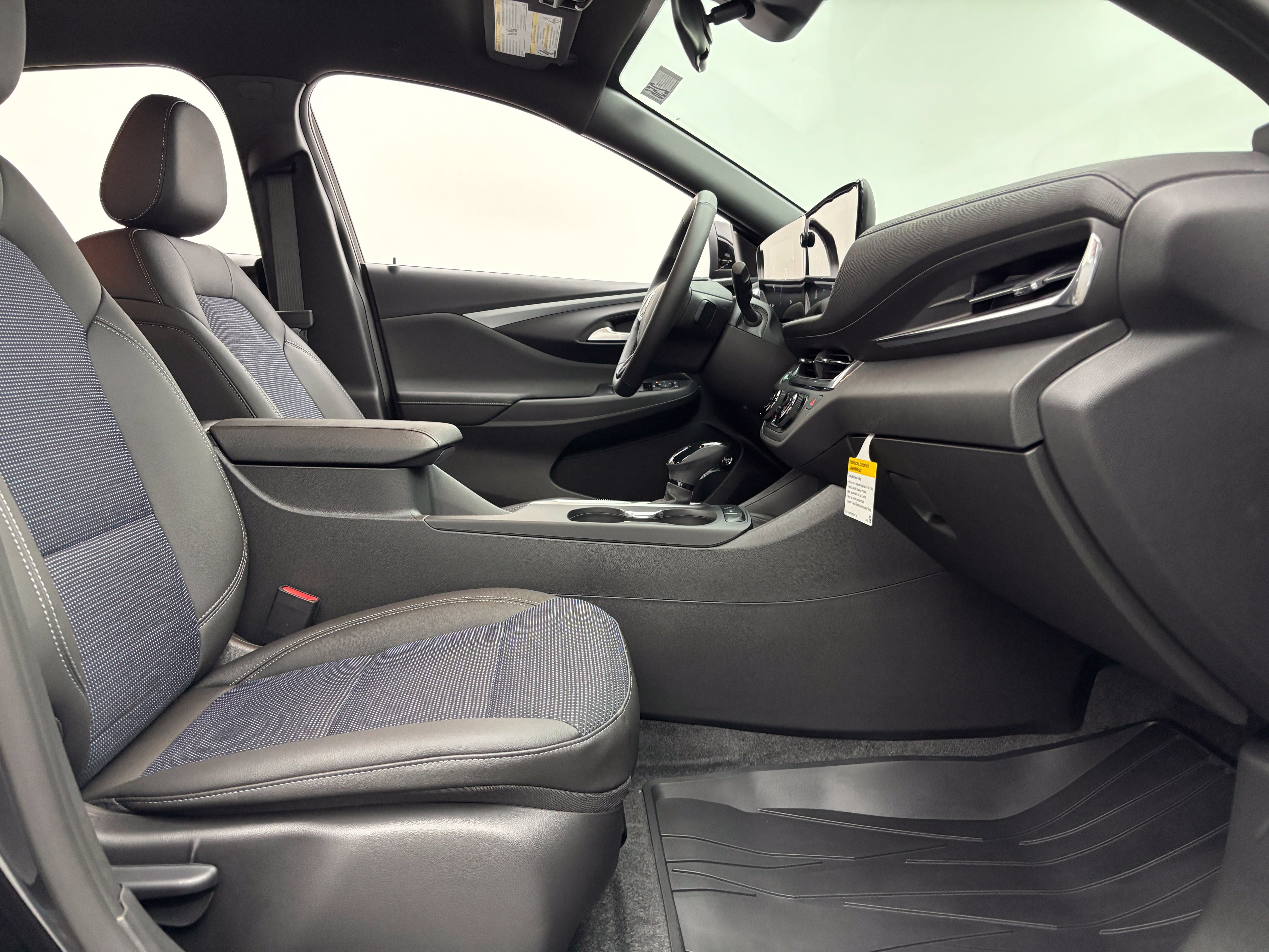 New 2026 Buick Envista Sport Touring w/ Convenience I Package FWD image 31