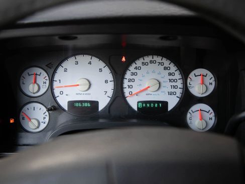 Used 2004 Dodge Ram 1500 Truck SLT w/ Big Horn Quad Cab Value Group image 23