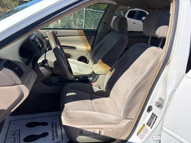 Used 2005 Toyota Camry LE FWD image 14
