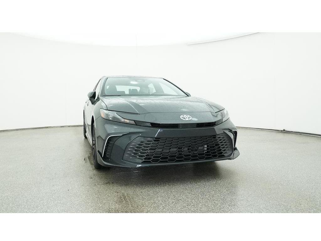 Used 2025 Toyota Camry SE FWD image 35