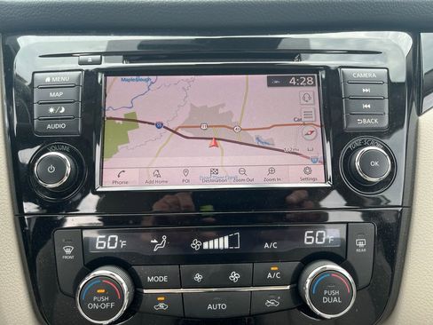 Certified 2022 Nissan Rogue Sport SL w/ Premium Package FWD image 24