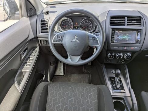 Used 2025 Mitsubishi Outlander Sport ES AWD/4WD image 16