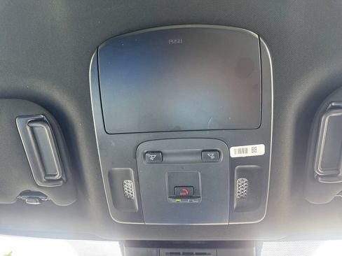 Used 2025 Toyota Camry SE FWD image 28