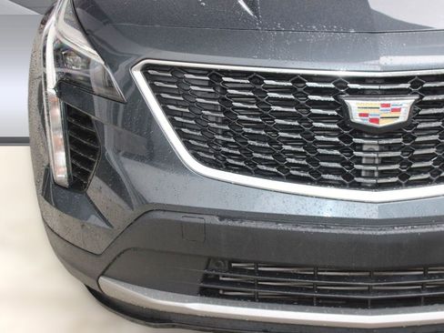 Used 2020 Cadillac XT4 Premium Luxury image 11