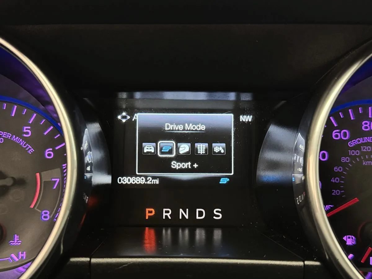 Used 2020 Ford Mustang Premium RWD image 21