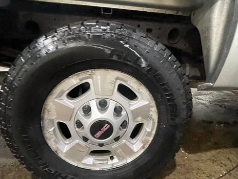 Used 2014 GMC Sierra 2500 SLE w/ SLE Preferred Package image 28