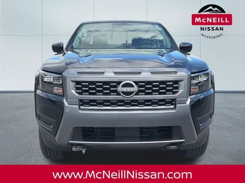 New 2026 Nissan Frontier 4x4 Crew Cab image 2