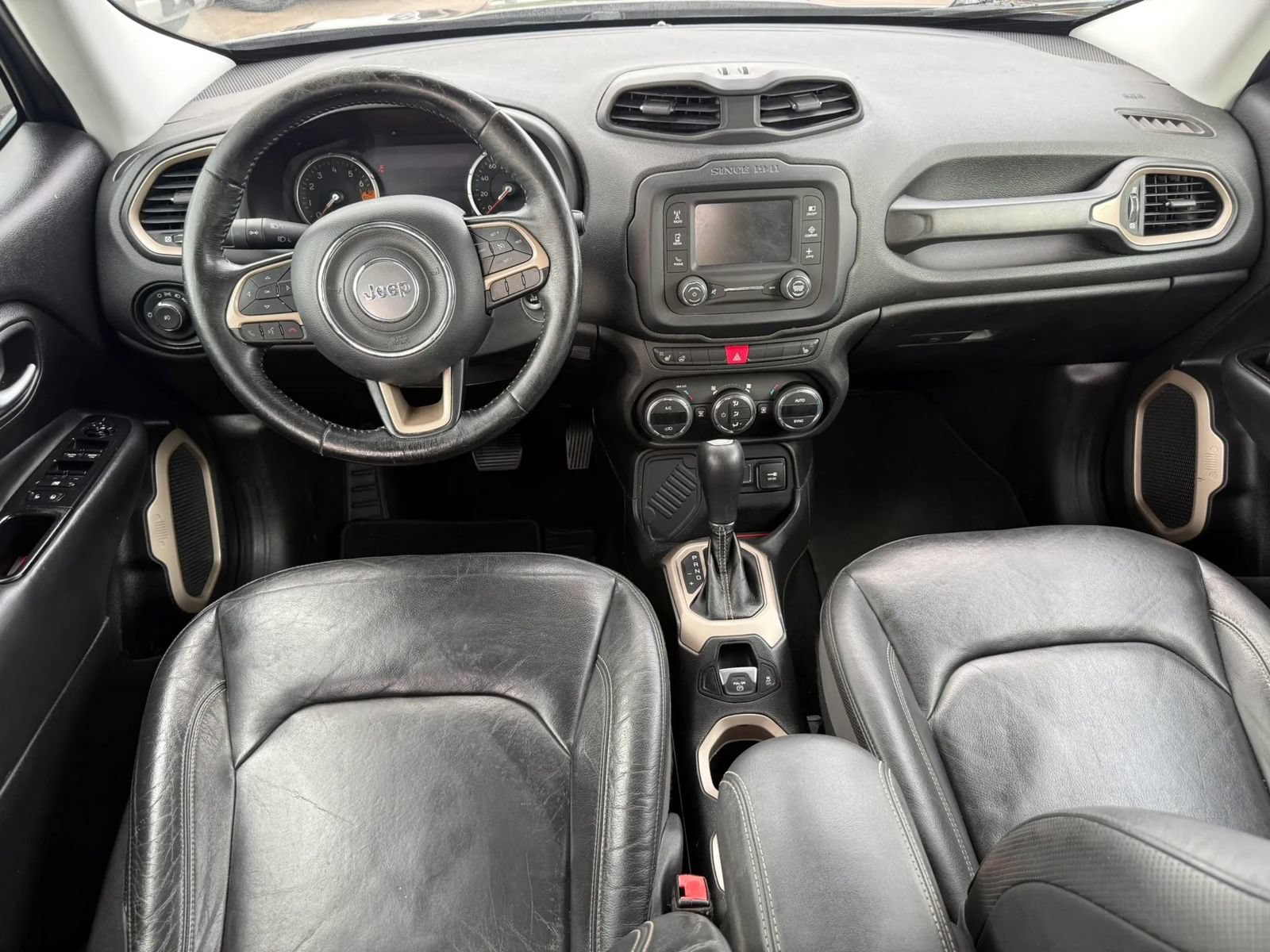 Used 2017 Jeep Renegade Limited FWD image 13