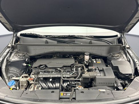 Used 2024 Hyundai Kona SE image 25