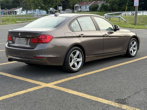 Used 2014 BMW 328i xDrive Sedan AWD/4WD image 5