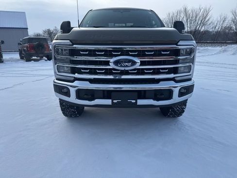 New 2026 Ford F350 XLT w/ XLT Premium Package AWD/4WD image 9
