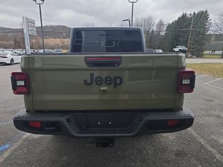 New 2026 Jeep Gladiator Willys video 4