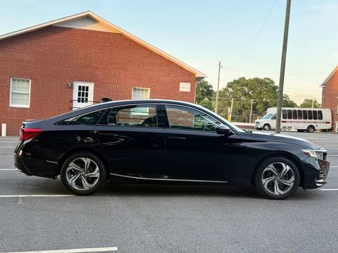 Used 2020 Honda Accord EX-L image 7