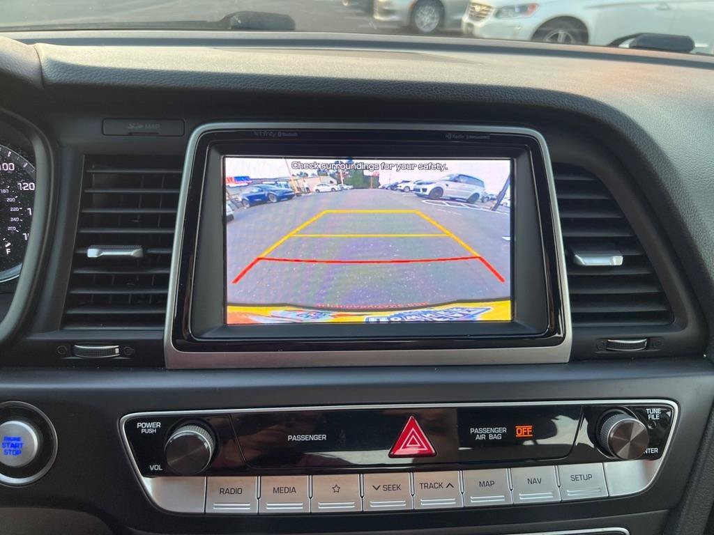 Used 2019 Hyundai Sonata Limited w/ Ultimate Package 04 FWD image 22
