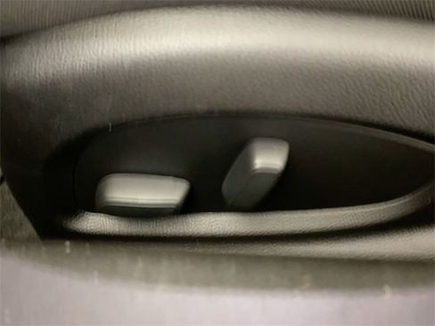 Used 2023 Chevrolet Camaro LT image 19