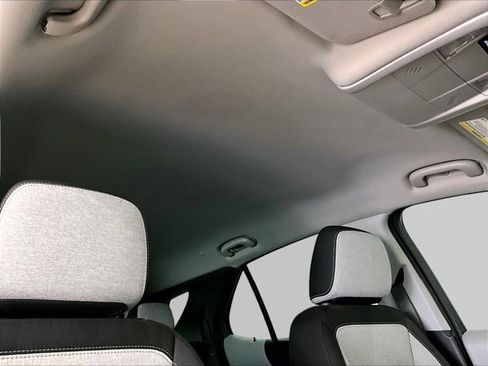 Used 2022 Chevrolet Equinox LS FWD image 17