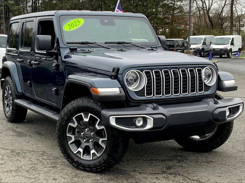 Certified 2025 Jeep Wrangler Sahara w/ Dual Top Group image 2