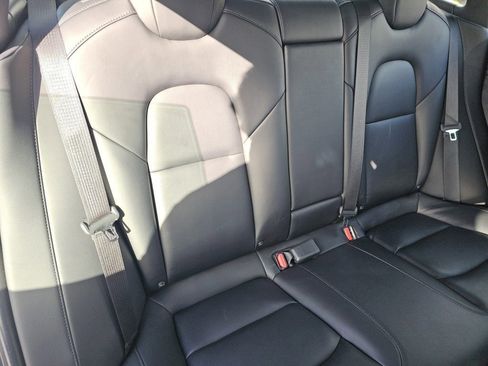 Used 2021 Tesla Model 3 Standard Range Plus image 25