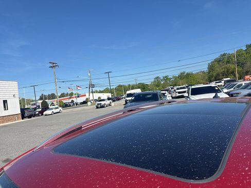 Used 2024 Volkswagen Atlas SEL Premium R-Line image 10