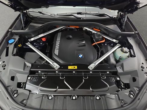 New 2026 BMW X5 xDrive50e w/ Executive Package AWD/4WD image 19