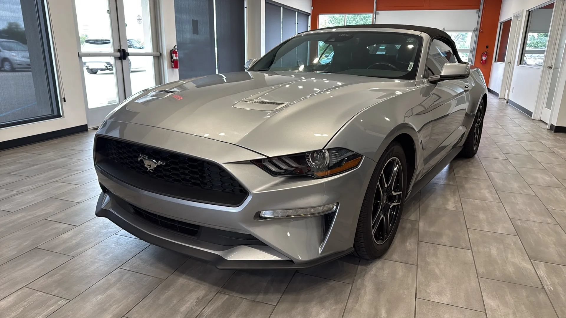 Used 2022 Ford Mustang Premium w/ Equipment Group 201A RWD image 3