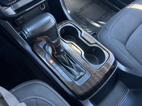 Used 2020 GMC Canyon SLE w/ SLE Convenience Package image 11