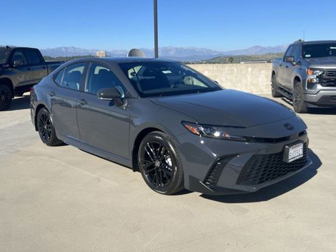 Used 2025 Toyota Camry SE w/ Multimedia Upgrade Package image 35