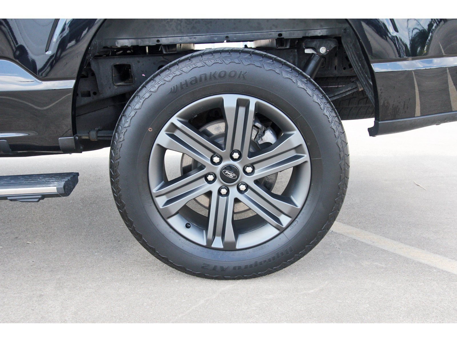 Used 2023 Ford F150 Lariat w/ Equipment Group 502A High AWD/4WD image 32