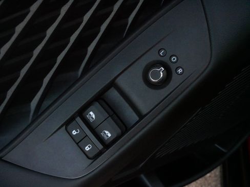 Used 2025 Dodge Charger R/T w/ Sun & Sound Package image 19