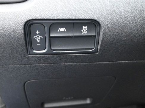 Used 2021 Kia Sorento S w/ Panoramic Sunroof Package image 21