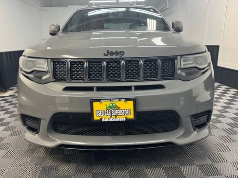 Used 2020 Jeep Grand Cherokee SRT image 2