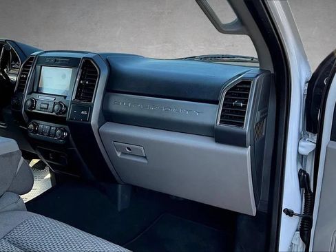 Used 2021 Ford F250 XLT AWD/4WD image 27