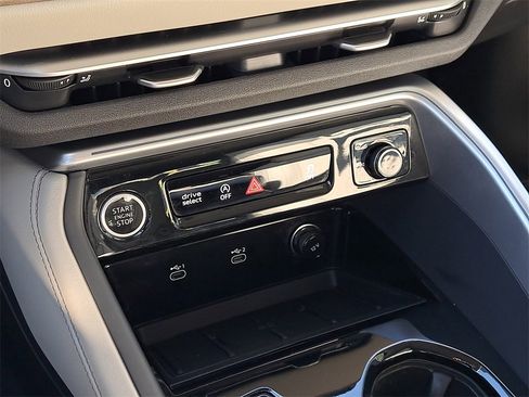 Certified 2025 Audi Q5 Premium Plus w/ Premium Plus image 14