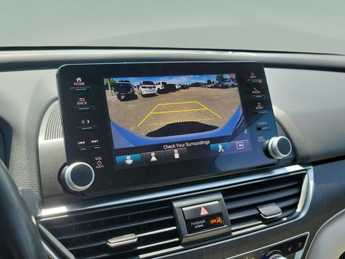 Used 2022 Honda Accord Touring image 33