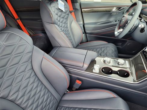 New 2026 Genesis GV80 3.5T e-SC image 12