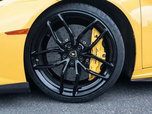 Used 2015 Lamborghini Huracan LP 610-4 image 20