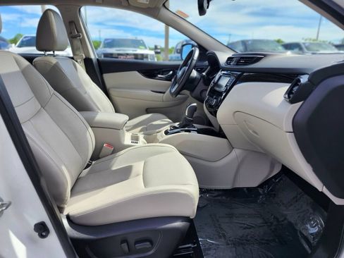 Used 2022 Nissan Rogue Sport SL w/ Premium Package AWD/4WD image 9